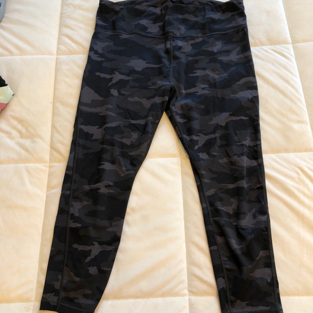 Athleta camo leggings